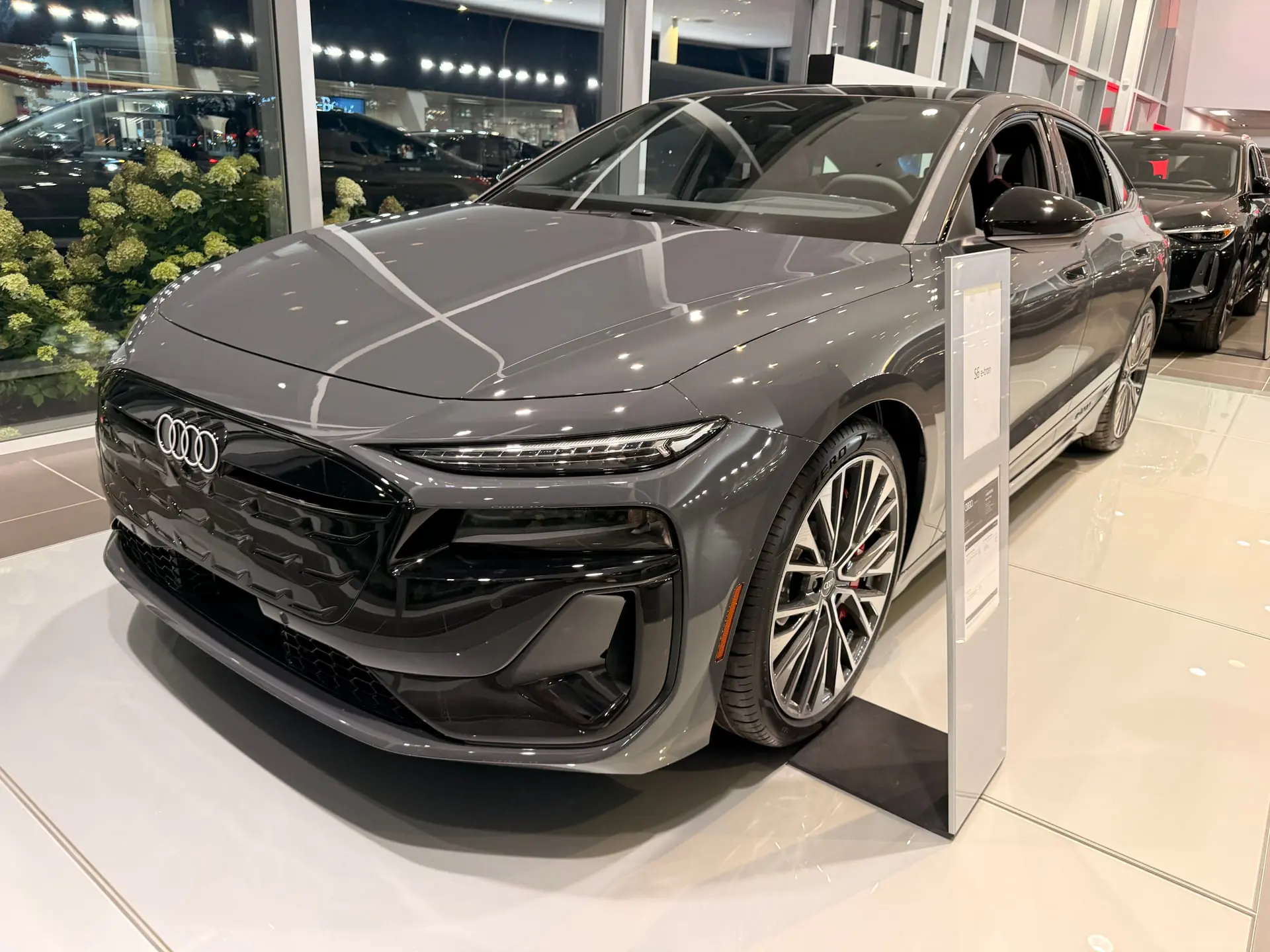 2027 Audi S6 E-TRON S