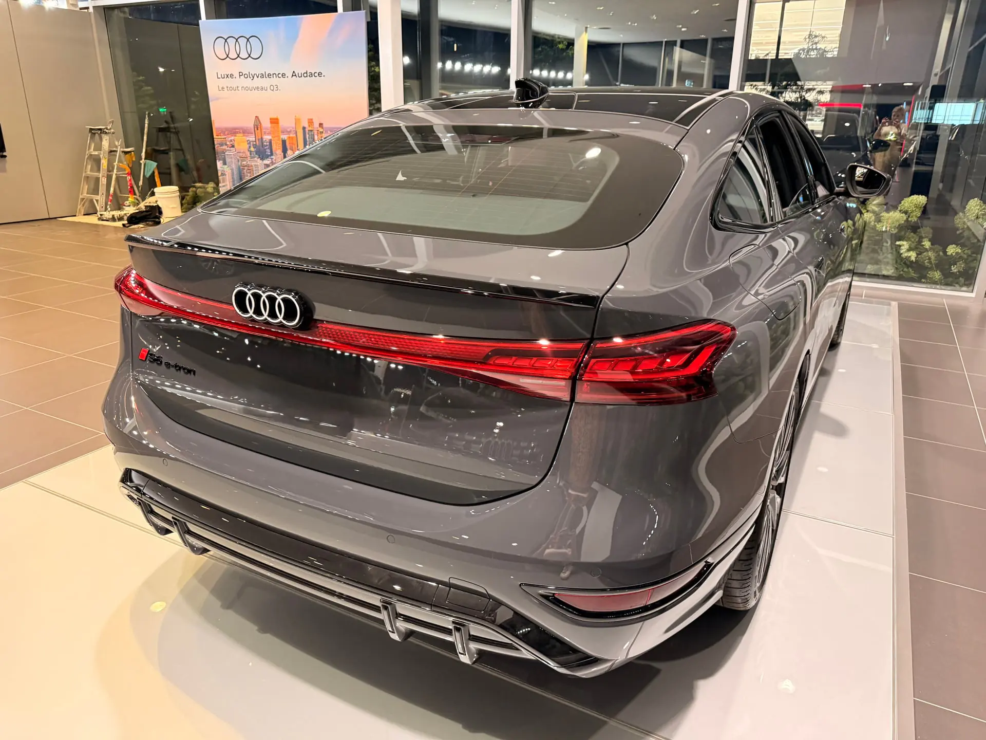 2027 Audi S6 E-TRON S
