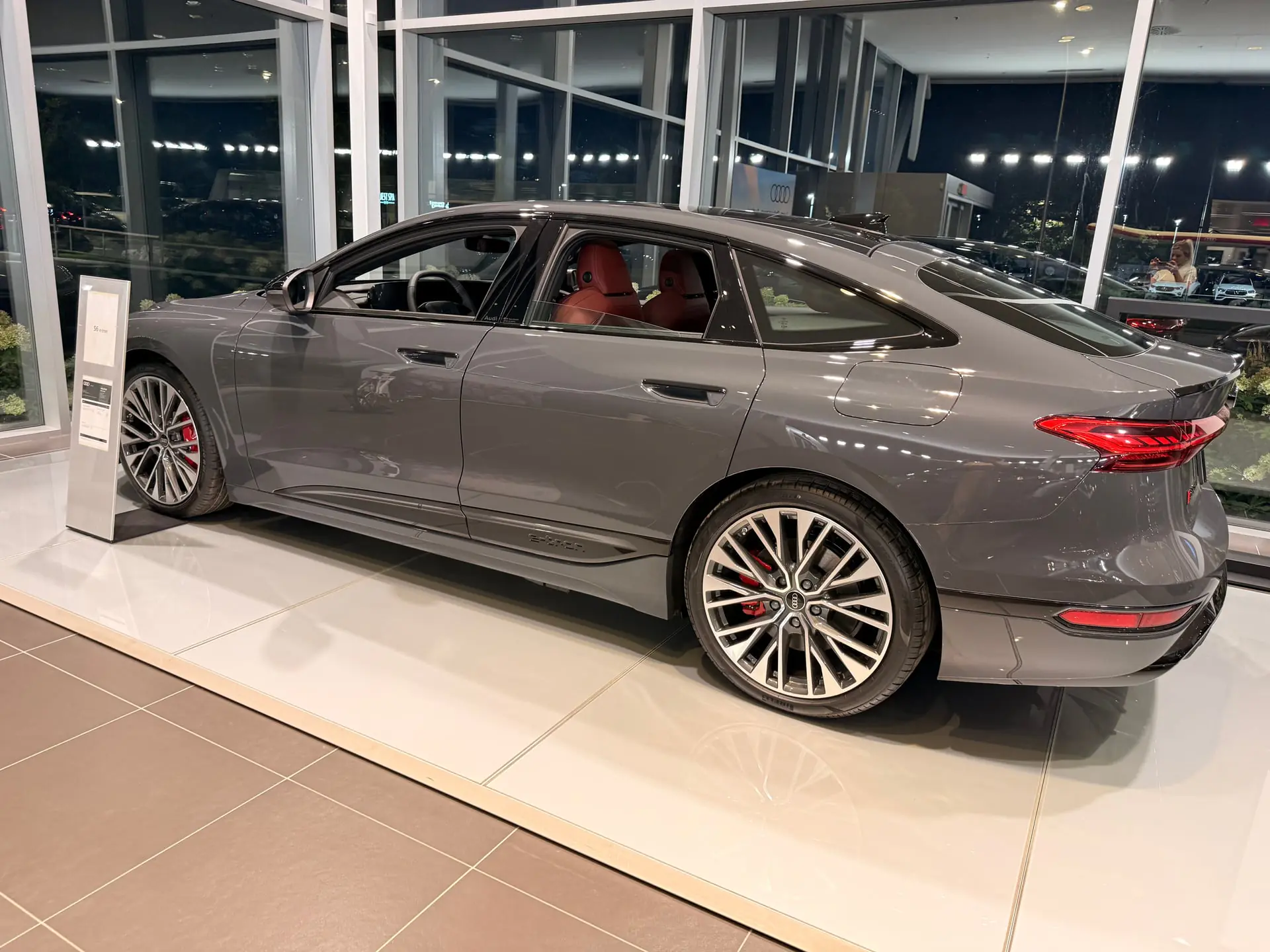 2027 Audi S6 E-TRON S